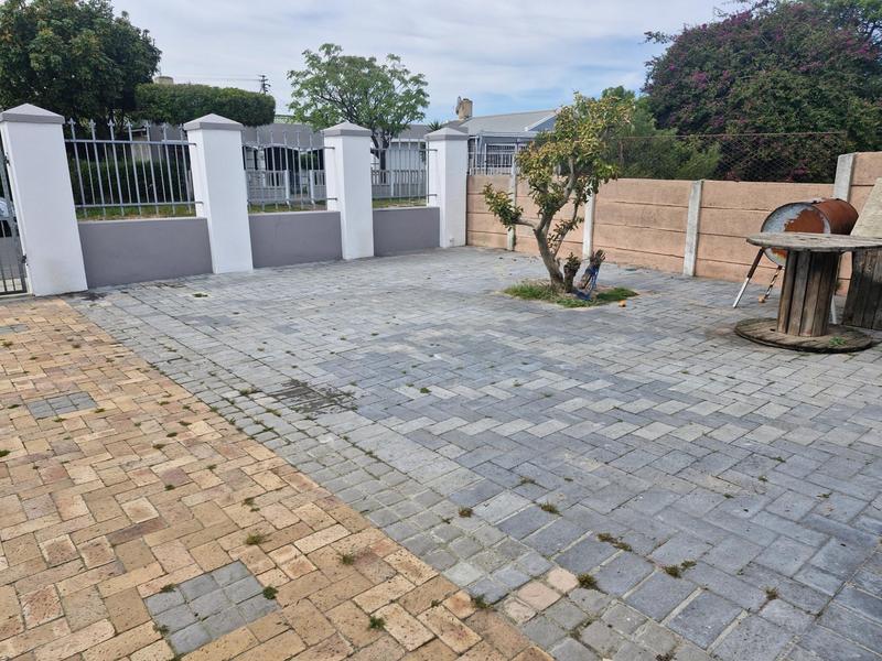 3 Bedroom Property for Sale in Matroosfontein Western Cape